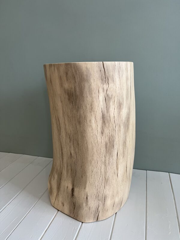 Log Side Table - Oak - Image 3
